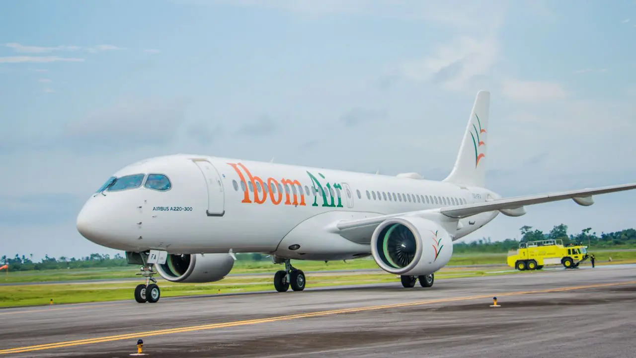 Ibom Air Airbus A220 BMQ7Lp