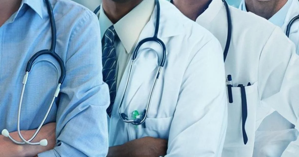 Doctors Lj6hkd