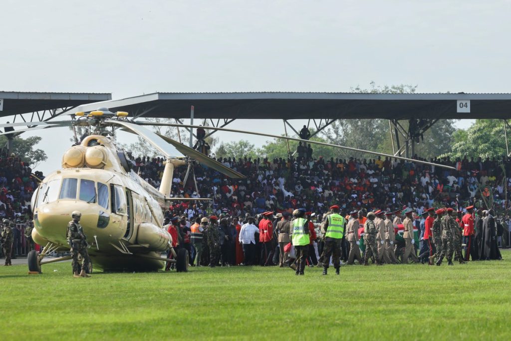 AFP 20251018 799D89R V2 MidRes KenyaPoliticsFuneralOdinga 1024x683 KhLit6