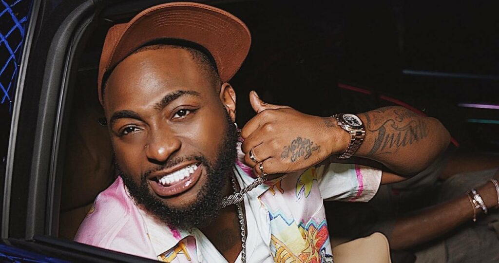 Davido Singer Nigerian 40JReu