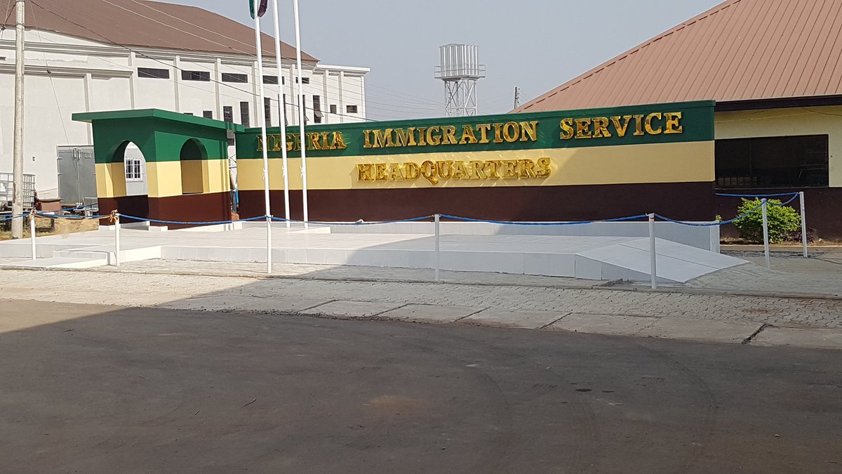 Nigerian Immigration Service 0Pi1ta