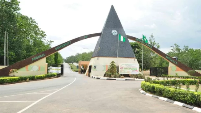 FUNAAB E1700072687132 UYL1MF